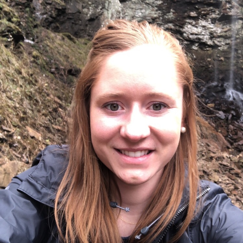 Meet your Posher, Alyssa